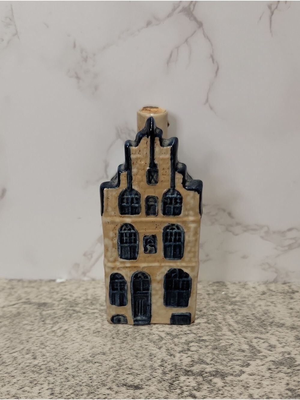 Vintage KLM Blue Delft House #22 The Little Lamb